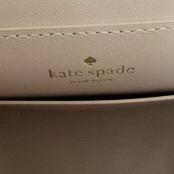 Kate Spade Madie Putnam
Drive Splodge Dot Pink/White crossbody - Picture 5 of 5